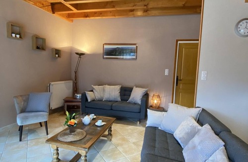 Perpezat House | AT THE BARN - PERPEZAT