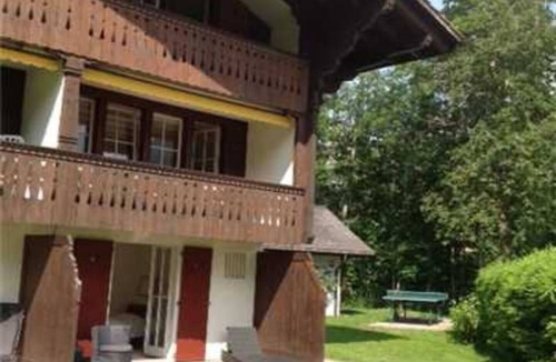 Gstaad Ski Chalet | At the foot of Mount Eggli Gstaad-Skiing can begin on foot.