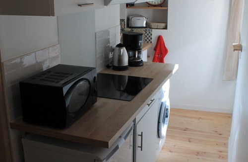 Elne House | At the foot of the cathedral, renovated village house just for you 2