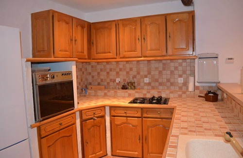 Les Arcs-sur-Argens House | At the foot of the vineyards, furnished* 120 m2, 3 bedrooms, swimming pool, sleeps 6 to 9,