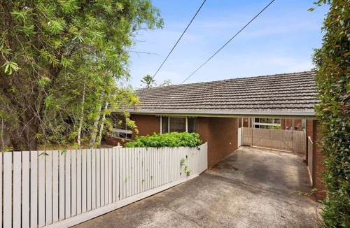 Belmont House | At the Hilltop - sleeps 10