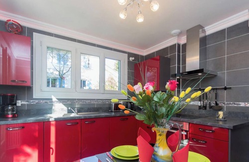 Pierre-Chatel House | At the Japanese Spring - 4*