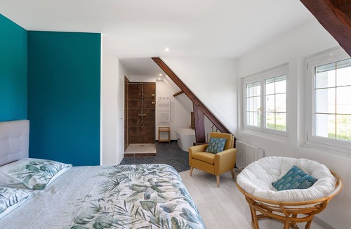 Savignies Bed & Breakfast | At the raw estate