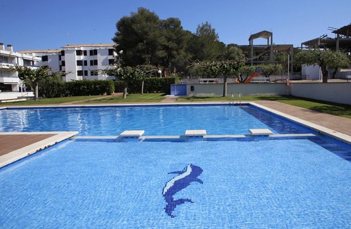 Torredembarra Apartment | AT018 TORREMUNTS: Equipped apartment, with pool and wifi, 250m from the beach