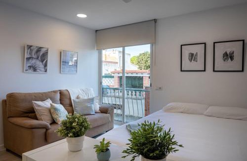 Torredembarra Apartment | AT056 Renovated studio 15 min from the beach