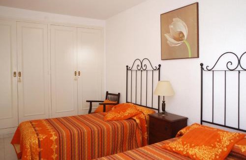 Torredembarra Apartment | AT060 Primera línea de la playa La Paella