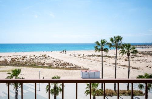 Torredembarra Apartment | AT111 Vistas frontales a la playa la Paella