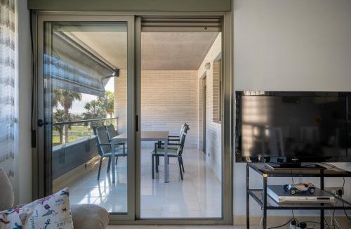 Torredembarra Apartment | AT115 Completamente equipado, con piscina y cerca de la playa