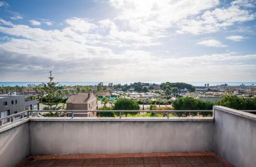 Creixell Villa | AT130 Casa con piscina privada, aire acondicionado y garaje