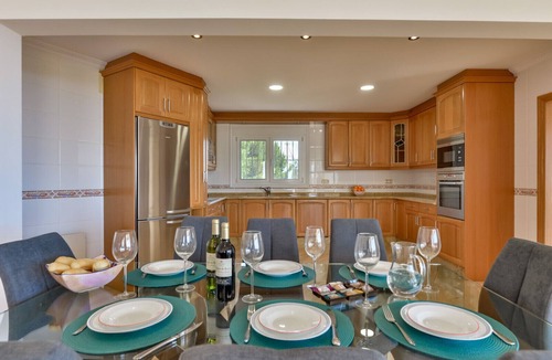 Empedrola Villa | AT350 COLINA DEL SOL