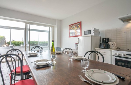 Saint-Pierre-Quiberon Apartment | Atanaoua by Interhome