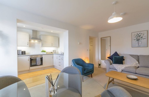 Wellington Apartment | Atcham - Luxury Two Bedroom Two Bathroom Apartment