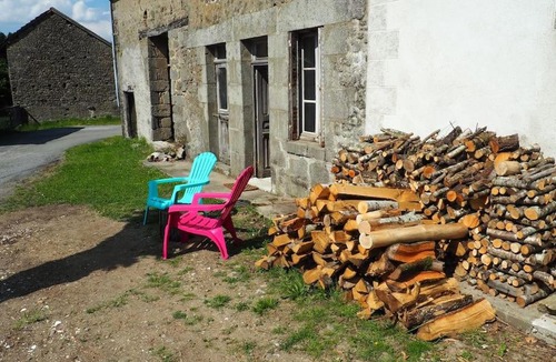 Azat-Chatenet House | Atelier Art Chez Bardon