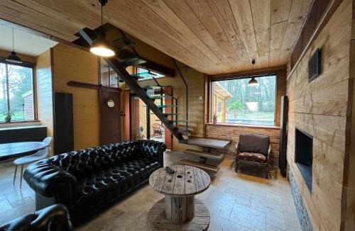 La Roche Foulques Apartment | Atelier, cosy et moderne & terrasse avec jacuzzi