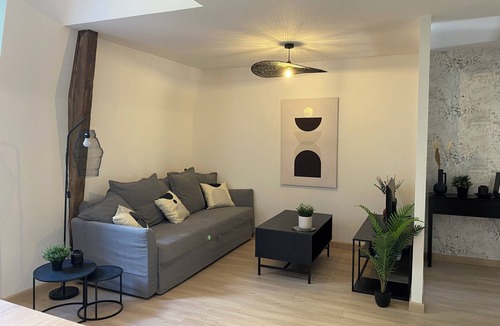 Charleville-Mezieres Apartment | Atelier d'Arches, charming 2-bedroom apartment for 4 people in a beautiful historic building