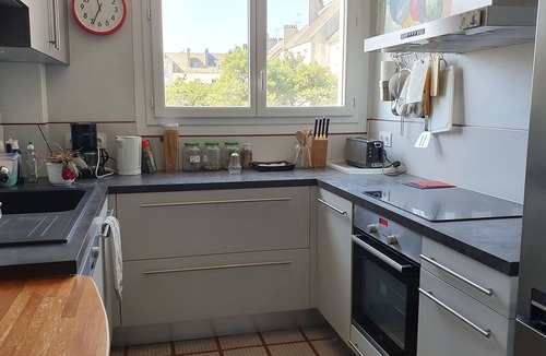 Saint-Nazaire Apartment | Atelier ♥️♥️♥️ - Entre Plage & Port, Atelier d'Artiste à Saint-Nazaire