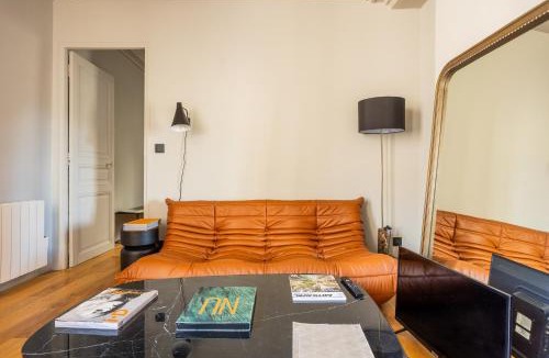 Arts-et-Metiers Apartment | Atelier Luxe Marais
