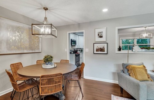 Fair Oaks House | ATH - Sleeps 6 - 3 Beds - Pet Friendly - 1398 (ST3)