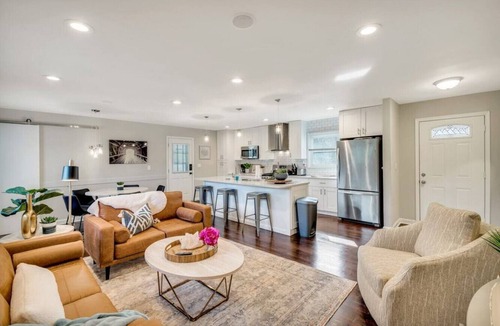 Smyrna House | ATH - Sleeps 6 - 3 Beds - Pet friendly - Harwinor