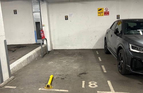 Leeds City Center Apartment | Athenaeum House