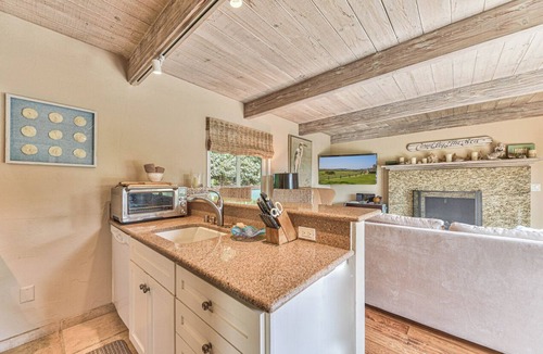 Hatton Fields Cottage | "Atherton Cottage has Ocean view & two Fireplaces!