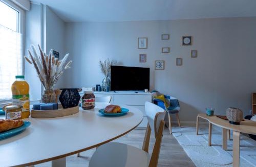 Saint-Laurent-sur-Sevre Apartment | Athos Confort & calme près du Puy du Fouu