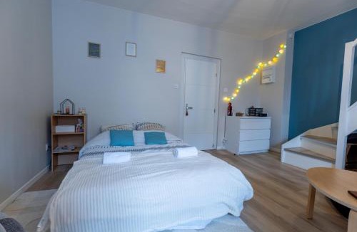 Saint-Laurent-sur-Sevre Apartment | Athos Confort & calme près du Puy du Fouu