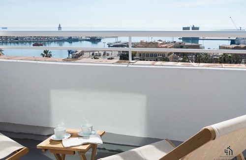 Ensanche Centro Apartment | Atico MarinaLiving4malaga