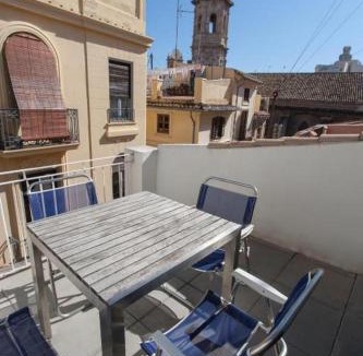Ciutat Vella Apartment | Atico Tapineria