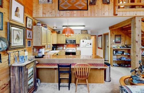 Almont House | Atkins Cabin