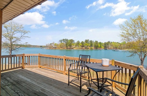 Arley House | Atkins Point - Private lot - Easy access to water!