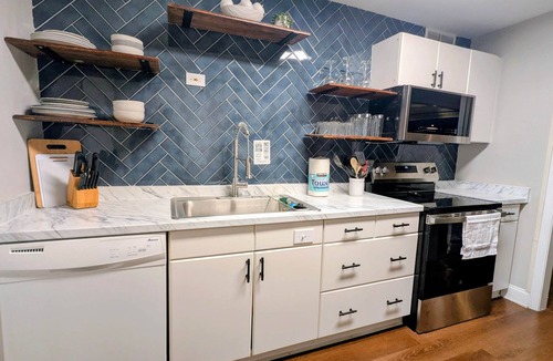 Peachtree Center Condo | ATL City Escape: Work & Play