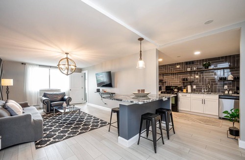 Downtown Atlanta Apartment | ATL Downtown 2BR with Free Parking Gym