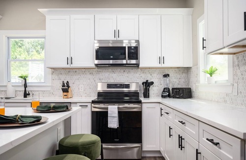 Candler-McAfee House | ATL Escape ~ Arcade I Fire pit I Patio!