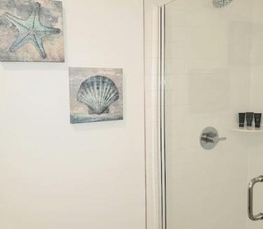 Reynoldstown Apartment | ATL Modern Oasis