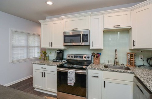 Peoplestown Apartment | Atlana Gem!