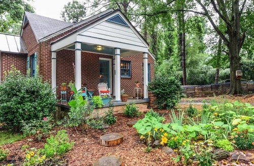 Atlanta House | Atlanta Llama Luxury Cottage