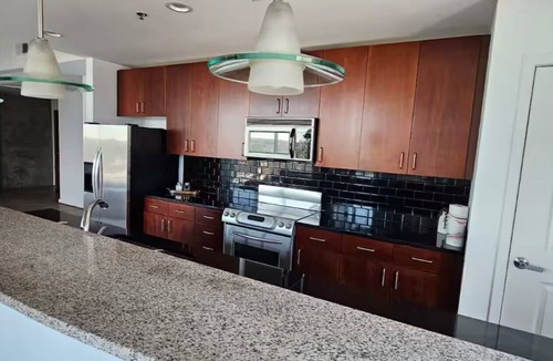 Loring Heights Condo | Atlanta Luxury Penthouse w/skyline view