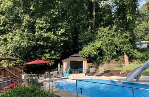 Sandtown House | Atlanta Pool Home Near Airport, Near Airport 8 guests Max