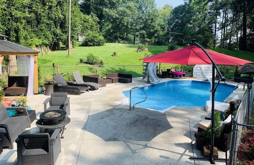Sandtown House | Atlanta Pool Home Near Airport, Near Airport 8 guests Max
