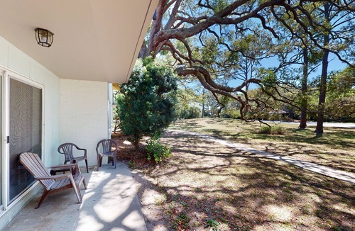 Jekyll Island Apartment | Atlantic Breeze #2 2 bedrooms, 1 bathroom