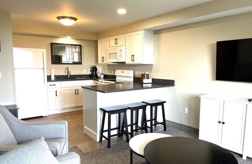 Bar Harbor Hotel | Atlantic Eyrie Lodge