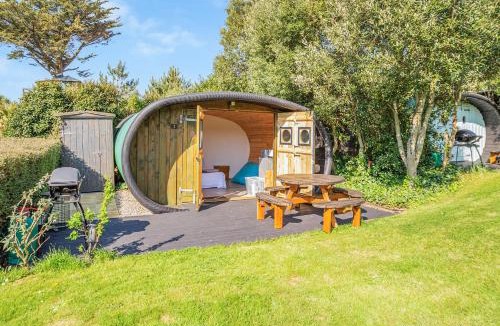 Bude Resort | Atlantic Farm Surf Pods