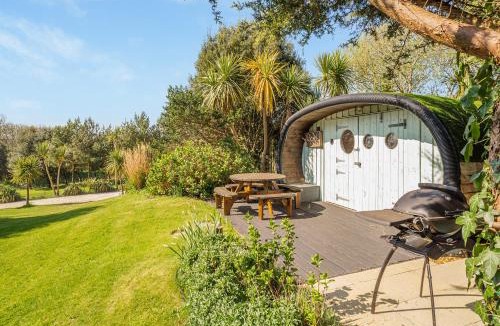 Bude Resort | Atlantic Farm Surf Pods