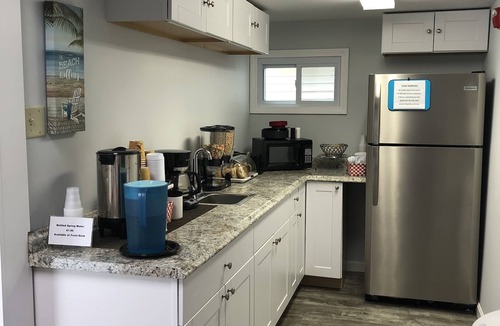 Narragansett Pier Hotel | Atlantic House