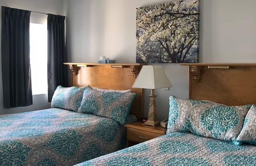 Narragansett Pier Hotel | Atlantic House