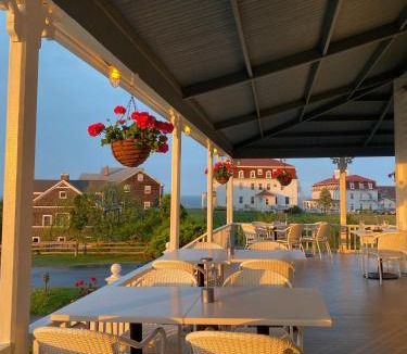Block Island Hotel | Atlantic Inn