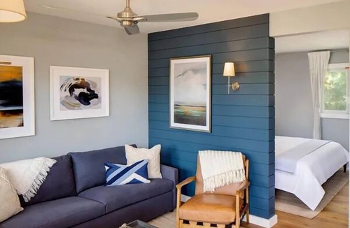 East Hampton North Hotel | Atlantic King Suite At Journey East Hampton!