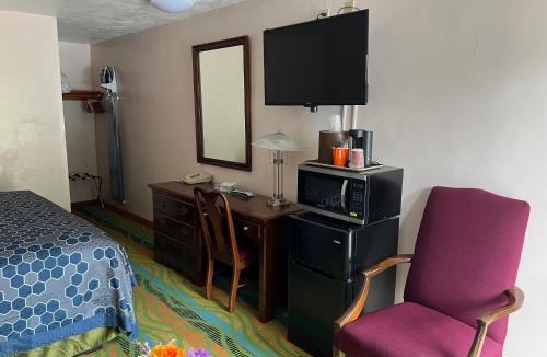 East Wareham Hotel | Atlantic Motel