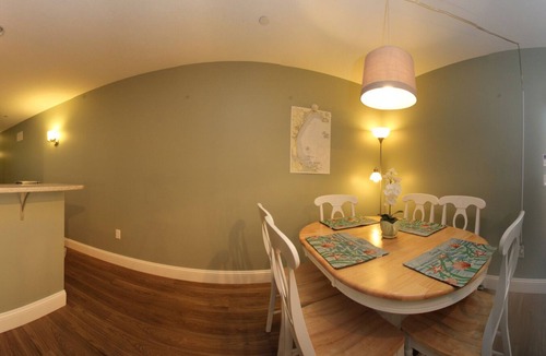 Old Orchard Beach Condo | Atlantic Ocean Suites - Sand Dollar Suite 5